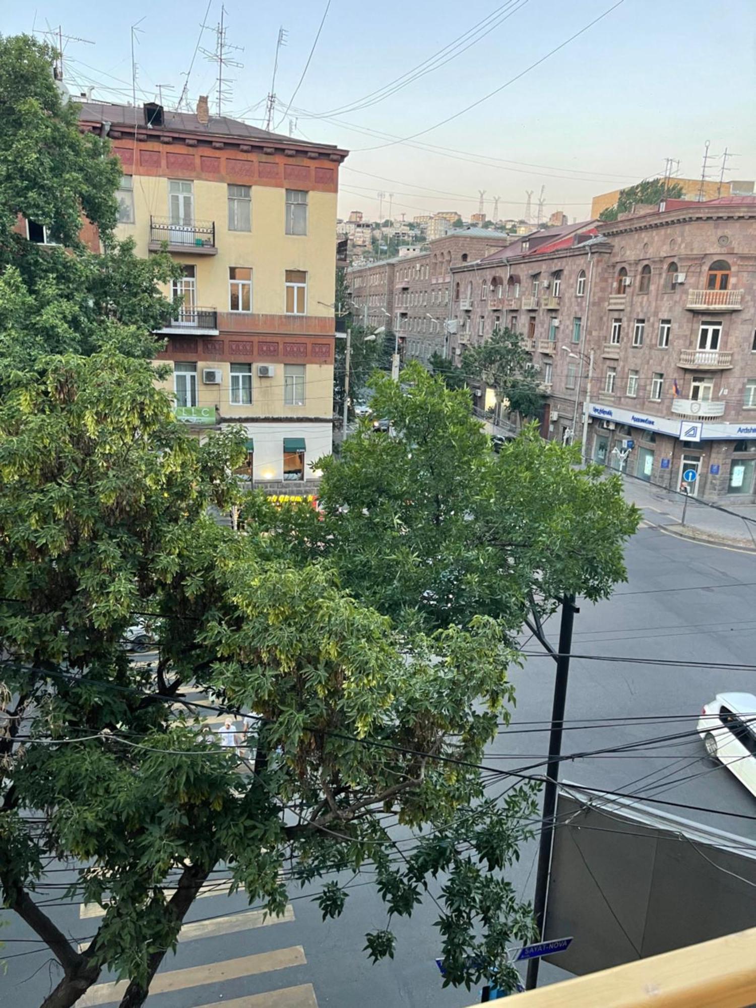 Yerevan Downtown Luxe Apartment Luaran gambar